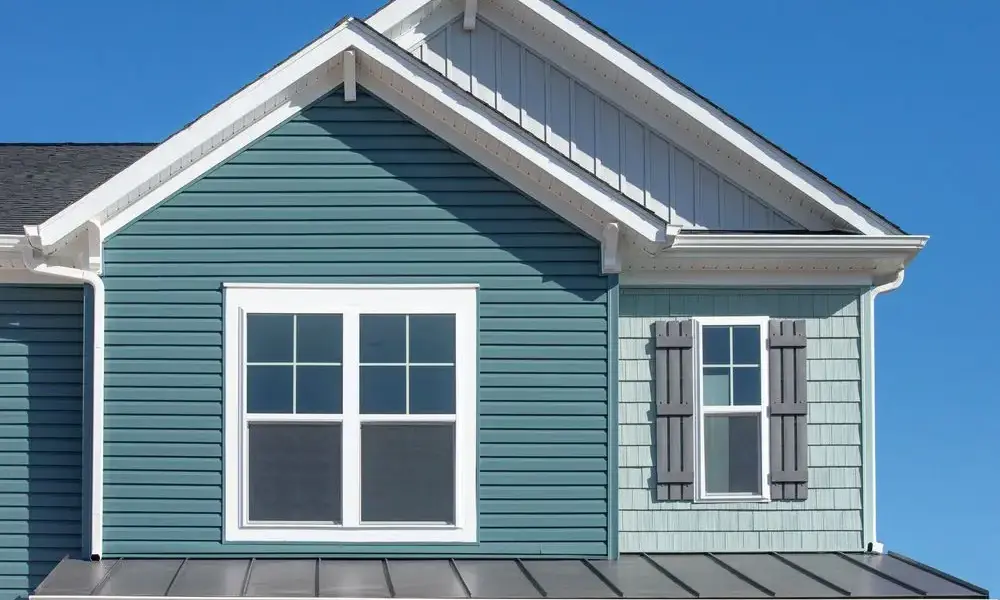 Roof repair and inspection services in Talent